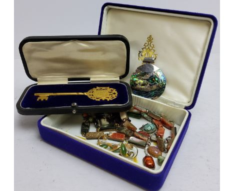 Costume Jewellery and Local Interest - a silver and baltic amber pendant; spinach green jade pendant, Scottish agate brooch, 