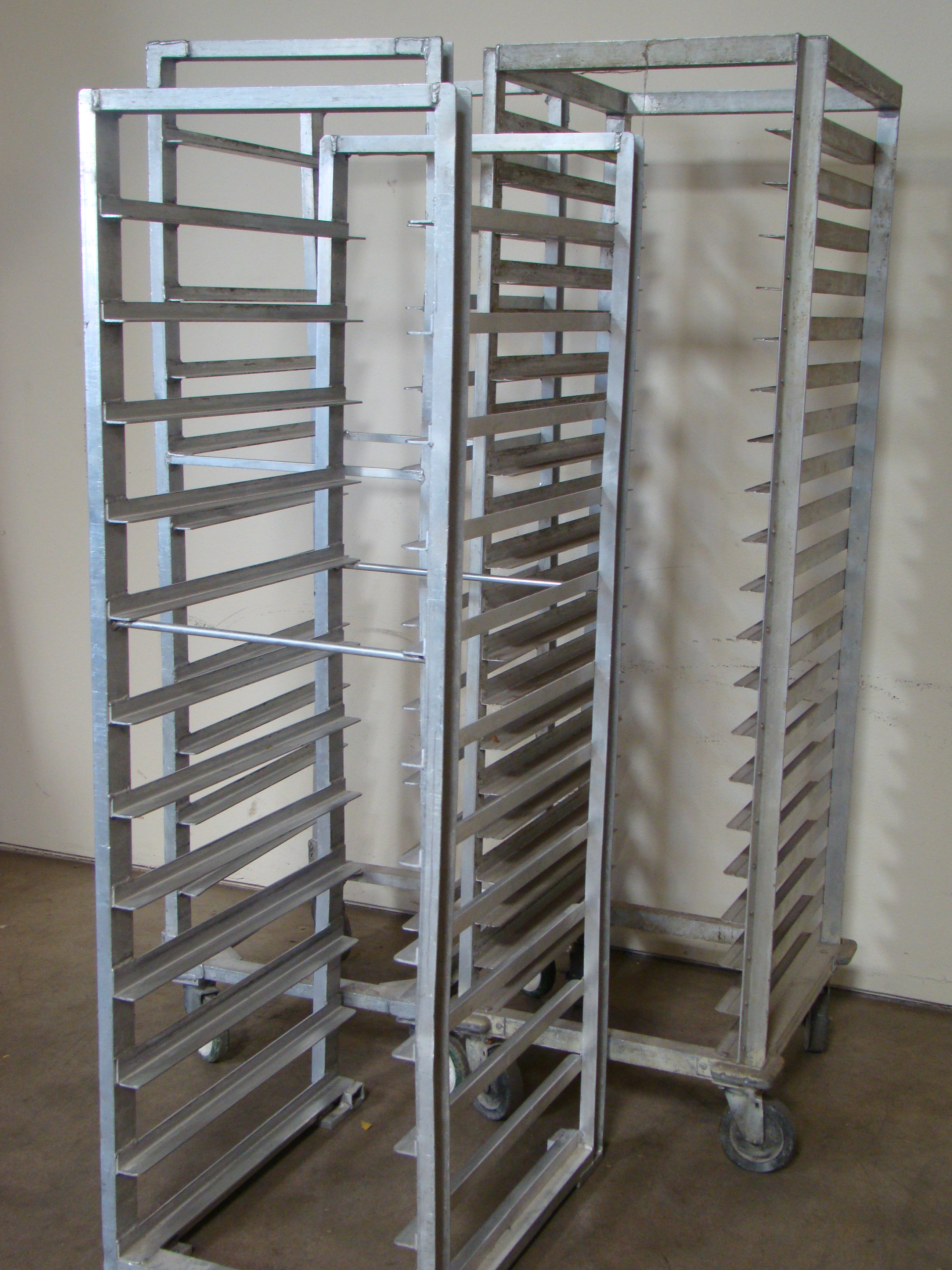3 Heavy Duty Aluminum Bakers Racks (220 shelves, 112 shelf)