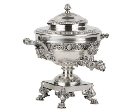 Exquisite silver teapot-samovar, St. Petersburg, early 20th centuryMasters of the First Silver ArtelAn exquisite teapot-samov