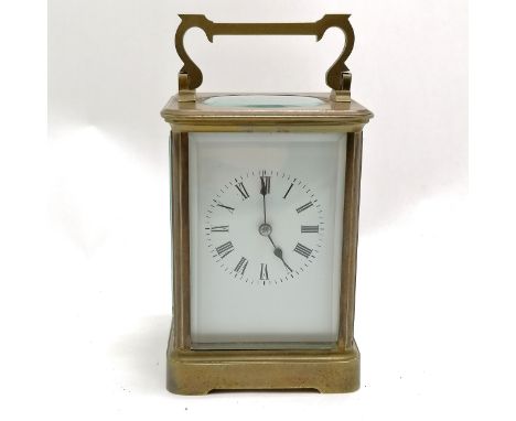 Brass cased carriage clock with gong strike movement - 13cm high and has 2 keys - for spares / repairs 