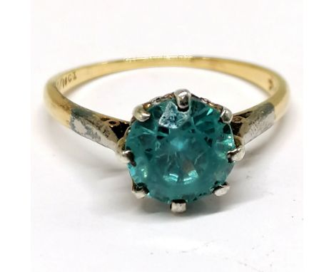 18ct marked gold blue topaz solitaire stone set ring - size N½ &amp; 2.9g total weight ~ stone has wear 