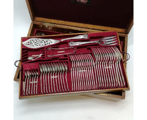 12 place setting silver plated canteen of kings pattern cutlery in original oak fitted box with brass handles (1 detached) - 