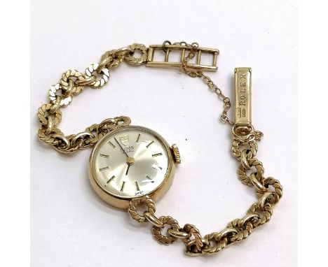 9ct marked gold Tudor Rolex manual wind wristwatch on a 9ct hallmarked gold bracelet - 2512 Tudor movement, Rolex cased &amp;