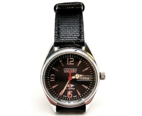 Gents Citizen automatic in a stainless steel 34mm case - runs BUT WE CANNOT GUARANTEE THE TIMEKEEPING OR RUNNING OF THIS OR A