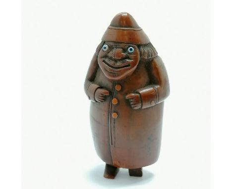 Georgian hand carved novelty snuff box in the form of a sailor carved from a coquille nut (8.5cm high) - losses to 1 foot and