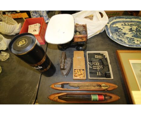 2 vintage shuttles, set weighing scales, chess pieces etc