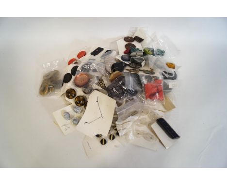 A collection of 1930's, 40's and 50's buttons, all sets