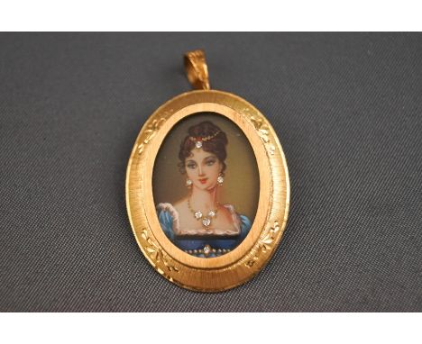 An Italian miniature portrait pendant pendant/brooch having a pendant bale and pin/hook fittings. Hallmarked 18ct gold, impor