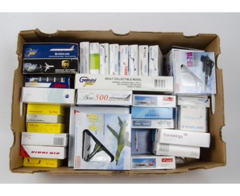 Small Scale Aircraft and Gemini Jets Airport, a boxed collection of 1:400/500/600 diecast models of international mostly mode