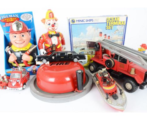 Tri-ang Minic Ships , Fire Engine and Fire Bell, Minic Ocean Terminal Set comprising Queen Mary and Harbour components, large