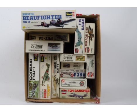 Revell and Airfix Aircraft Kits, a boxed collection including 1:32 scale Revell kits H-251 Beaufighter, H276 Kawasaki Hein an