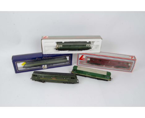Boxed Lima OO Gauge BR Diesel Locomotives, class 33 D6506 in green, class 42 'Warship' No D838 'Rapid' in crimson and class 4