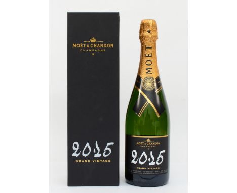 Moet &amp; Chandon, a bottle of vintage champagne, 2015, case 