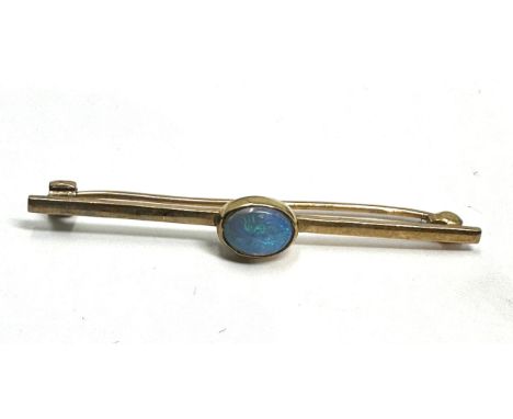 9ct gold opal brooch measures approx 5cm long weight 2.3g 