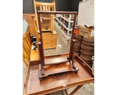 A 19th century Gillows style mahogany toilet mirror, 76 x 53cm. 