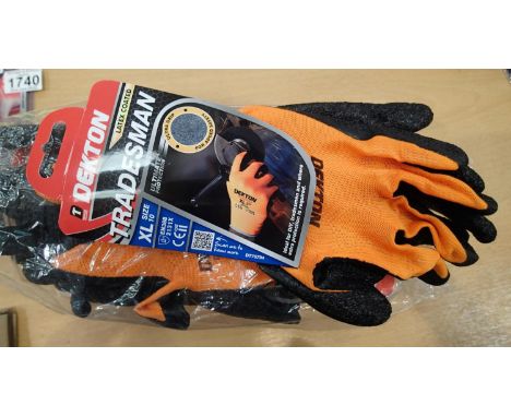 Twelve pairs of new and unused Dekton work gloves. P&amp;P Group 1 (£14+VAT for the first lot and £1+VAT for subsequent lots)