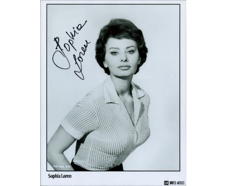Sophia Loren signed 10x8 inch vintage black and white promo photo. Good condition. All autographs come with a Certificate of 