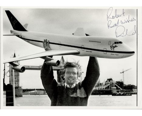 Richard Branson signed 10x8 inch black and white vintage photo. Good condition. All autographs come with a Certificate of Aut