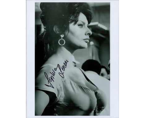 Sophia Loren signed 10x8 inch vintage black and white photo. Good condition. All autographs come with a Certificate of Authen