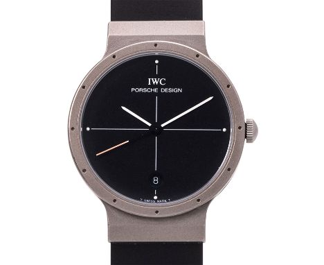 IWC PORSCHE DESIGN "Ultra Sportivo" Herrenuhr, Ref. IW3330. Full Set 1990. Titan. Quartz-Werk, funktionsfähig, letzter Batter