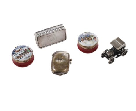 An early Victorian silver snuffbox, rectangular with engine turning and reeded sides, inscribed ‘Will Wallace, presented by t