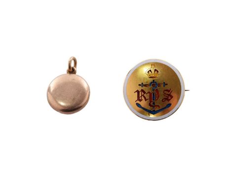 A small 18ct gold and enamel badge, with an inscription on the reverse; together with a miniature gold locket, the badge 2.2c