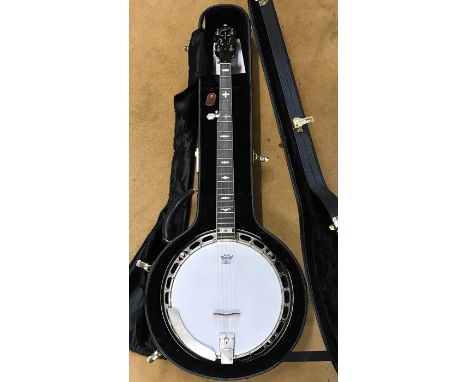 Gibson Mastertone Banjo with hard travel case.Condition ReportOverall very good condition. Some light surface wear to chrome,