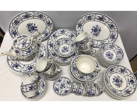 A large quantity of Indies pattern dinner and tea service by Johnson Bros including 6 oval plates, 9 dinner plates a/f to bac