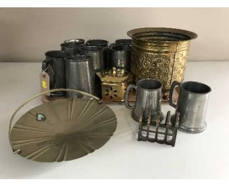 A tray of brass planters, candlestick, egg timer, pewter pieces, tankards etc 