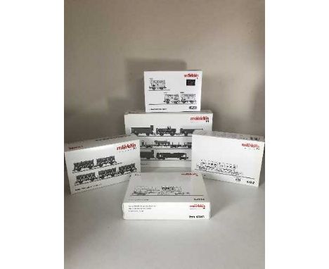 Five Marklin assorted train car sets 47452, 45250, 46353, 46082 and 47443 - H O Scale, all parts boxed. 