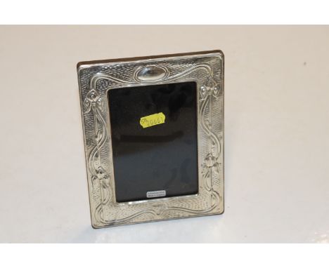 A silver Art Nouveau style photo frame 