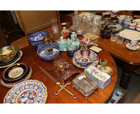 A carved Oriental face mask AF; various Oriental china; Royal Doulton napkin rings; an onyx table lighter; blue and white bow