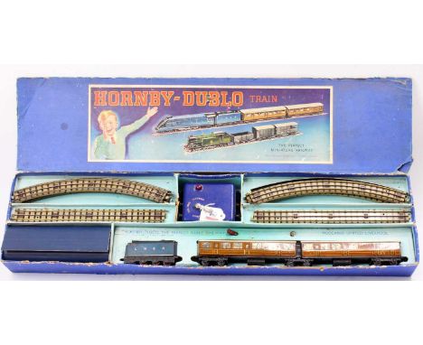 Pre-war Hornby-Dublo EDP1 3-rail passenger set comprising ‘Sir Nigel Gresley’ loco &amp; tender. The loco is post war, the te