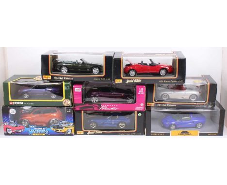 8 mixed 1/18th scale diecasts, with examples including a Chrono Lotus Elise 1997, a Maisto Special Edition Dodge Viper GTS, a