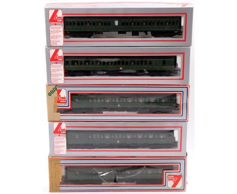 Lima class 117 diesel multiple units – 5 coaches: 2 x motorised driving; 2 x dummy and one centre car (VG-E) (BG).