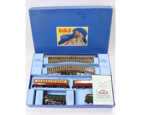 Hornby-Dublo 3-rail EDP11 passenger set ‘Silver King’ comprising gloss loco &amp; tender with two D11 crimson and cream coach