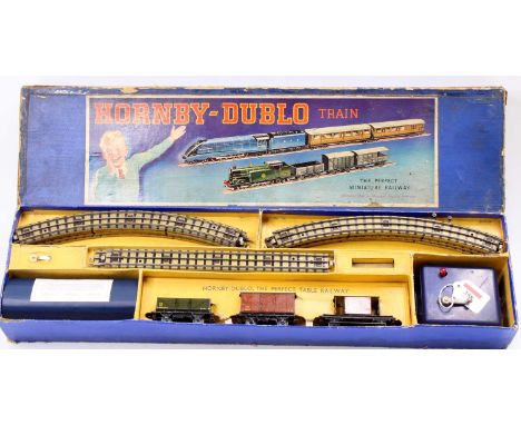 Much of EDG7 pre-war Hornby-Dublo NE 0-6-2 tank goods set. Loco missing but repro corrugated wrapper present. Three correct w