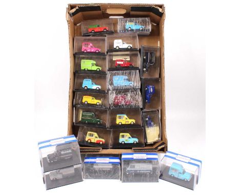 16 various plastic cased Oxford 1/43 scale diecast vehicles to include a Tonibell Morris Minor ice cream van, and others