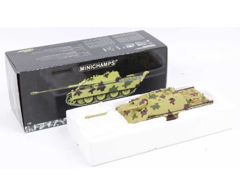 A Minichamps No. 019022 1/35 scale diecast model of a Panzerkampfwagen 5 Jagd Panther 1944 West Front battle tank, housed in 