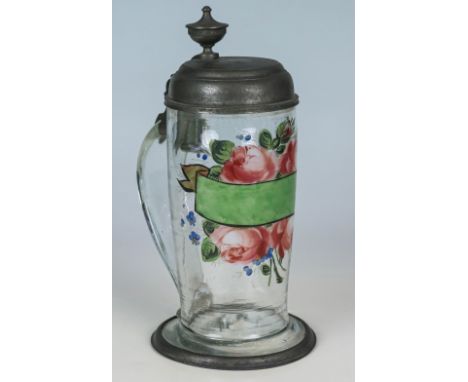 Hochzeitshumpen  Sachsen, M. 19. Jh. Zinngefasster Stand. Auf der Schauseite Glückwunsch-Banderole auf Rosenbouquet in weiß u