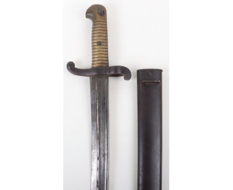 French Model 1842 Sword Bayonet, fine example with ribbed brass handle, “S” shaped quillon with muzzle ring. Yataghan blade w