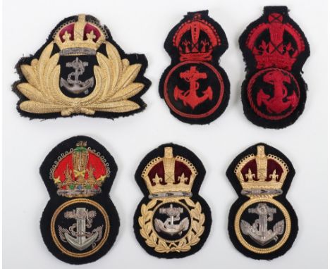 Selection of WW2 Royal Navy Headdress Badges, including an all metal officers cap badge, 2x all metal Petty Officers cap badg
