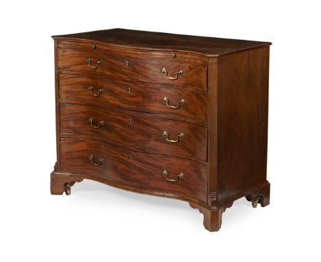 GEORGE III MAHOGANY SERPENTINE CHEST OF DRAWERS18TH CENTURY the crossbanded top above a brushing slide and four long graduate