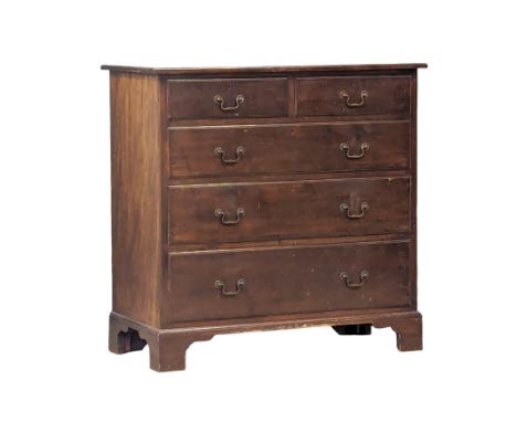 A Late 19th Century Georgian style mahogany chest of drawers on bracket feet. Circa 1890-1900. 91x47.5x90.5cm 