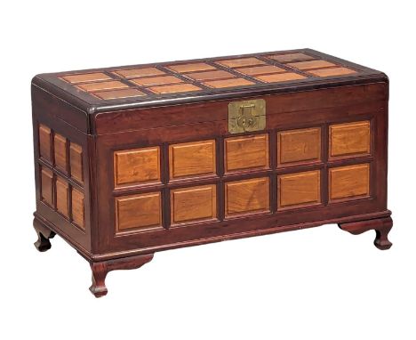 A Chinese style rosewood and teak trunk. 101x53.5x58.5cm 