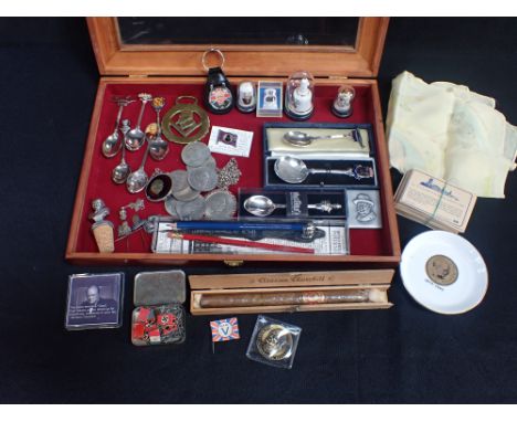 SIR WINSTON SPENCER CHURCHILL:&nbsp; A GROUP OF SMALL COLLECTIBLES&nbsp;including paper flag day pins, a Claassen Churchill c