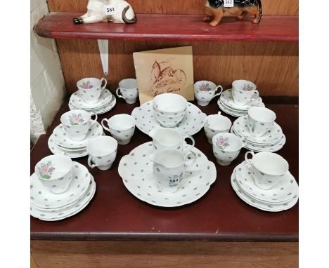 LARGE SUSIE COOPER A TRIBUTE FROM WEDGEWOOD TEA SERVICE