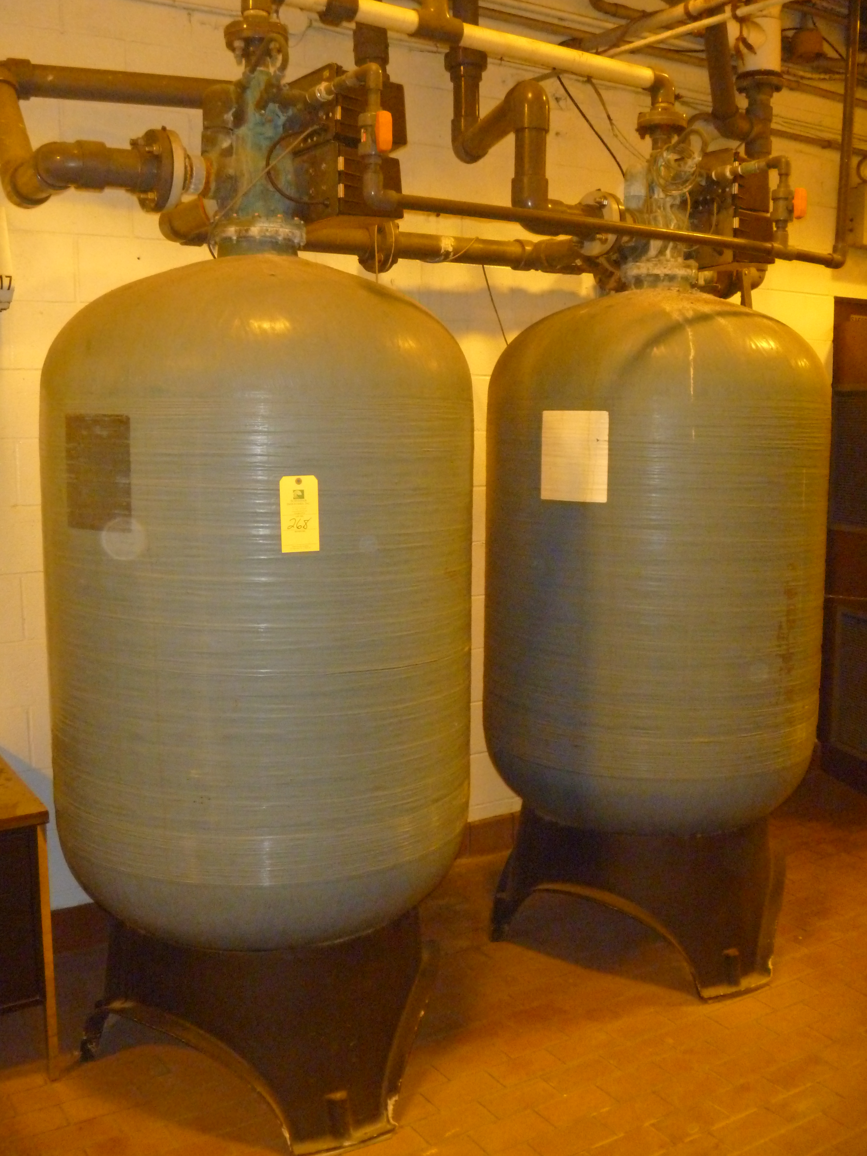 Lot Of (2) Culligan HiFlo 3e Water Softener Tanks