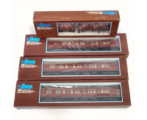 Lima O Gauge L.M.S. steam locomotive, 4683, in burgundy and yellow livery, and 6 L.M.S coaches, 15865, in a similar livery, a