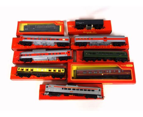 9 Tri-ang Hornby coaches, R.159, R.331, R.352, R.344, R.441, R.442, R.423, R.443, and R.620, all boxed. (9) 